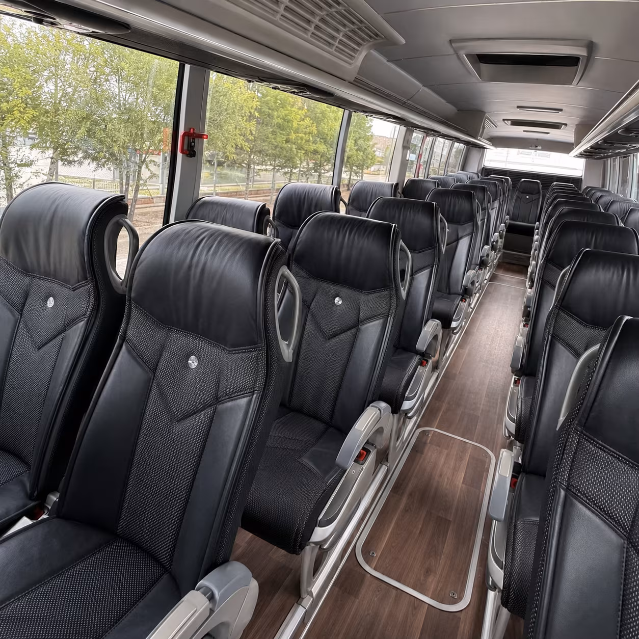 Fort Lauderdale Airport Shuttle & Transportation party bus exterior