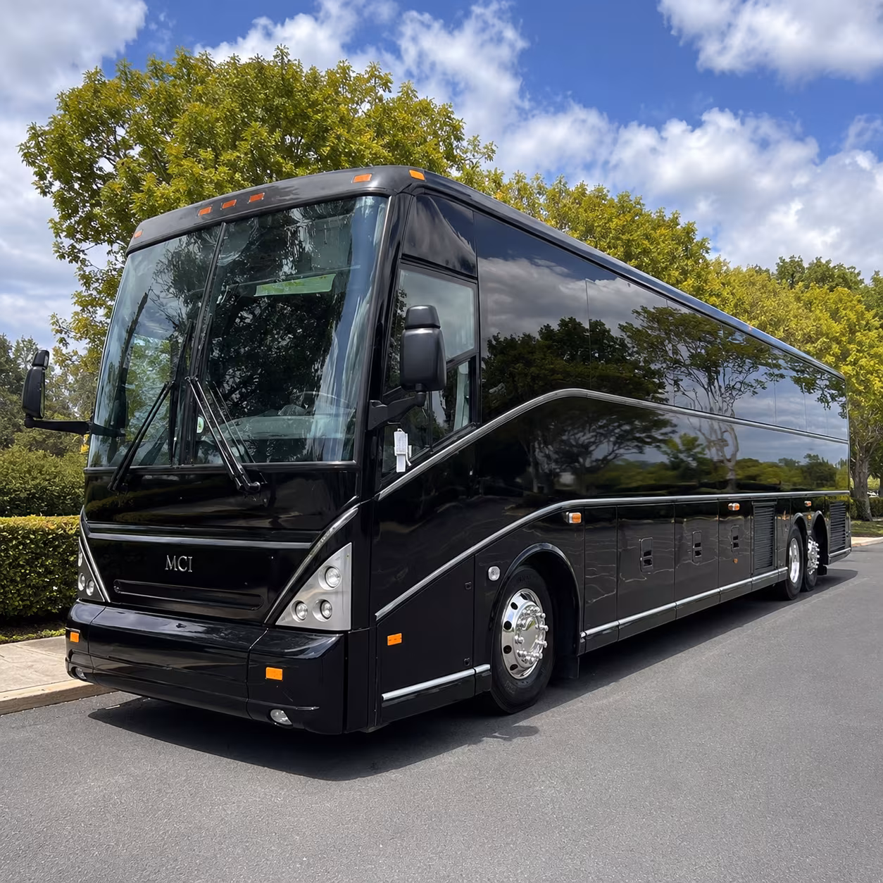 Fort Lauderdale Corporate Transportation party bus exterior