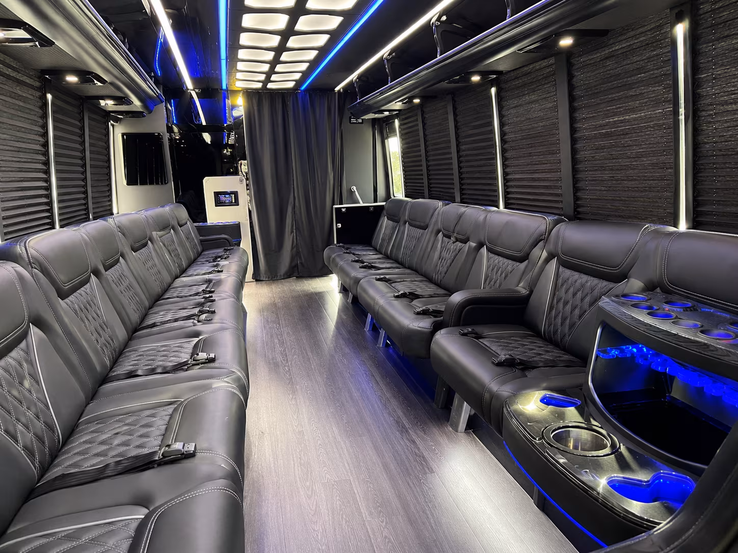 Pompano Beach Homecoming & Prom Party Bus Rentals