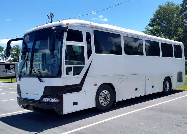 Fort Lauderdale 36 Passenger Shuttle Bus